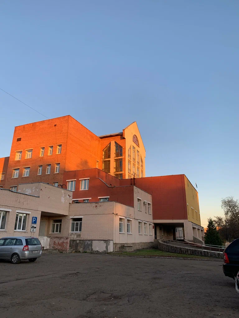 ГБУЗ ЯО "Областная клиническая больница", в том числе структурное подразделение "Госпиталь ветеранов войн"